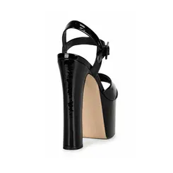Sandalia Plataforma Zoe Verniz Preto