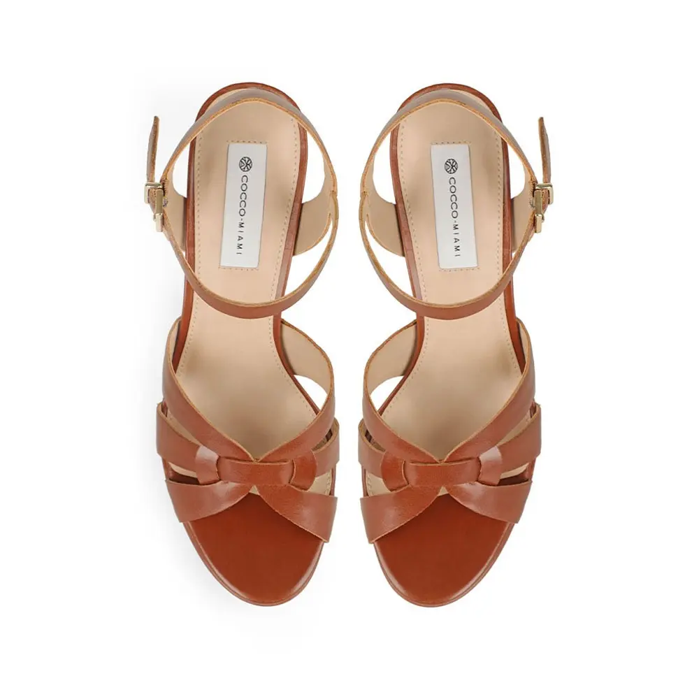 Sandália Plataforma Thereza em Couro Caramelo