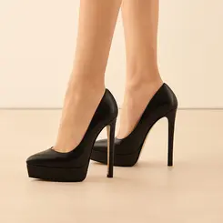 Plataforma Giulia Couro Preto