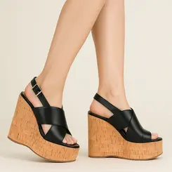 Plataforma Celine Couro Preto