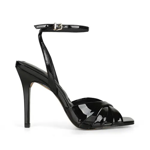 Sandalia Glen Verniz Preto