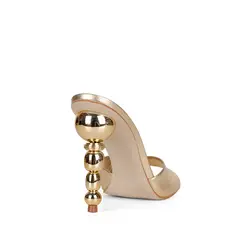 Mule Nicole Couro Metalizado Ouro