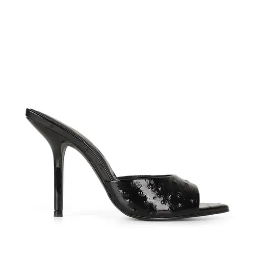 Mule Mia Couro Avestruz Preto