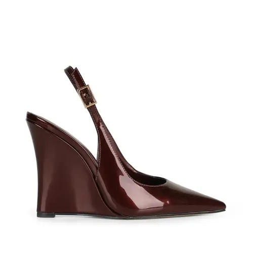 Scarpin Cristina Perolizado Marrom