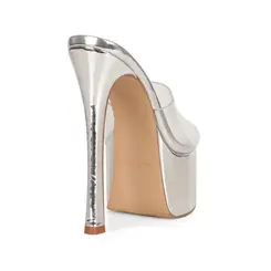 Sandalia Plataforma Debbie Vinil Cristal