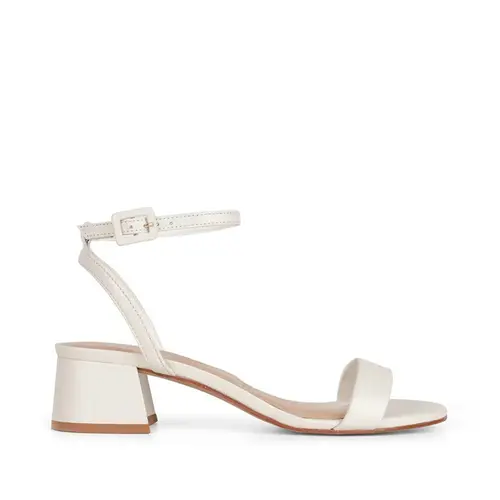 Sandalia Nina Couro Branco
