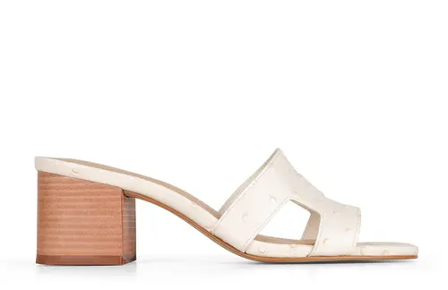 Sandalia Jane Avestruz Off White