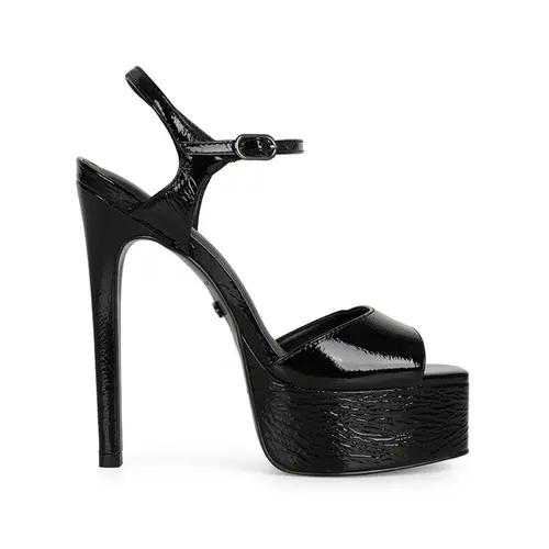 Sandalia Plataforma Nora Verniz Preto
