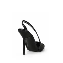 Scarpin Vivienne Tela Preto
