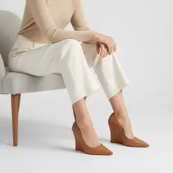 Scarpin Anabela Raya Couro Amendoa