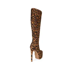Bota Natasha Couro Leopardo
