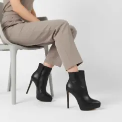 Bota Plataforma Velina Couro Preto