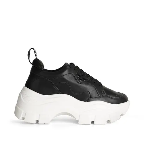 Tenis Stacy Couro Preto